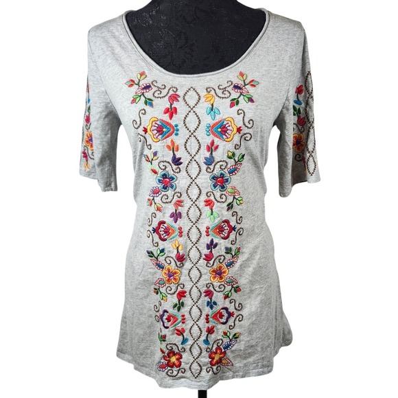 Johnny Was Tops - Johnny Was JW Los Angeles Embroidered Gray 3D Floral Bird Applique Short Sleeve